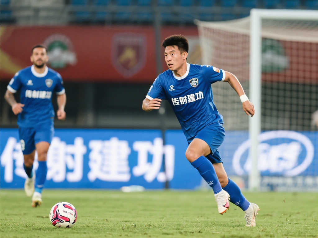 中引发了轰 中引发了轰